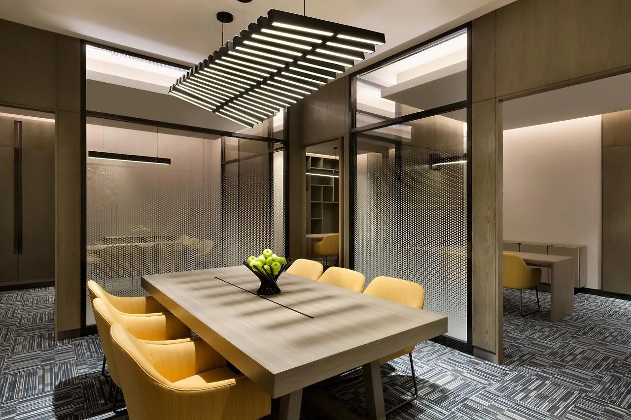 Hyatt Place Zhuhai Jinshi 4*,  China